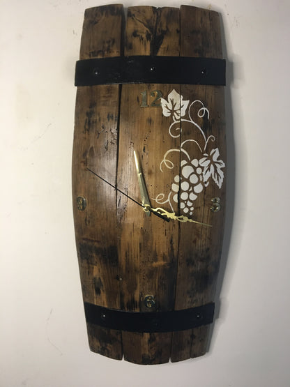 Horloge tonneau artisanale