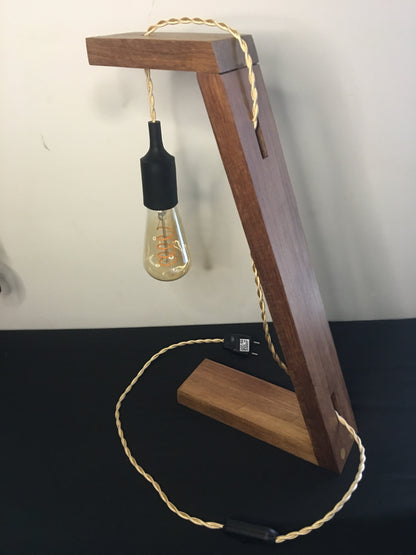 Lampe en bois de rose